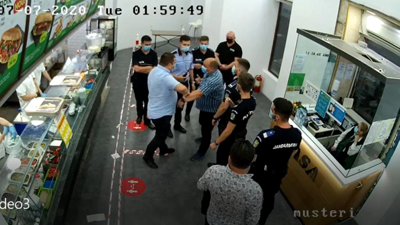 Înregistrarea video din șaormăria unde deputații PSD Adrian Solomon și Ionel Stativă au făcut luni noaptea scandal din cauză că li s-a cerut să poarte mascăFoto Captură digi24