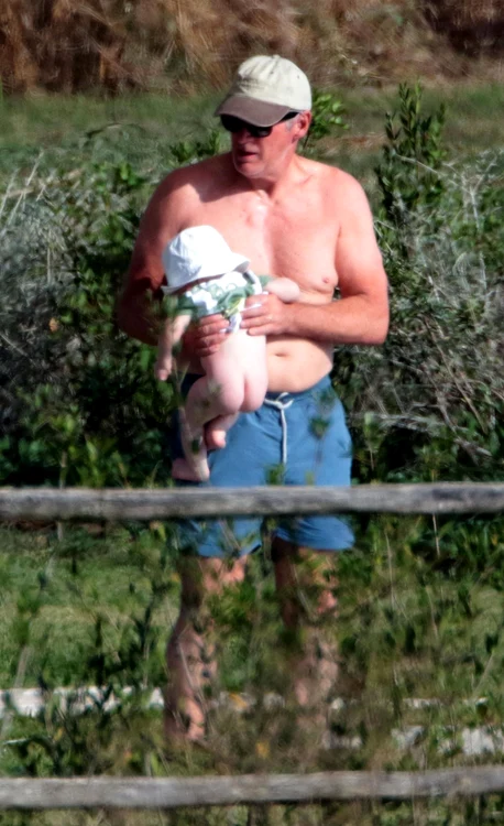 
    Richard Gere are mare grijă de fiul lui cel micFoto: Profimedia  