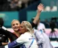 Sabrina Voinea cu mama ei, la Paris