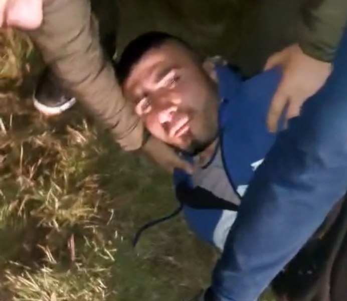 Primele imagini cu încătușarea unuia dintre atacatorii afaceristului Adrian Kreiner FOTO