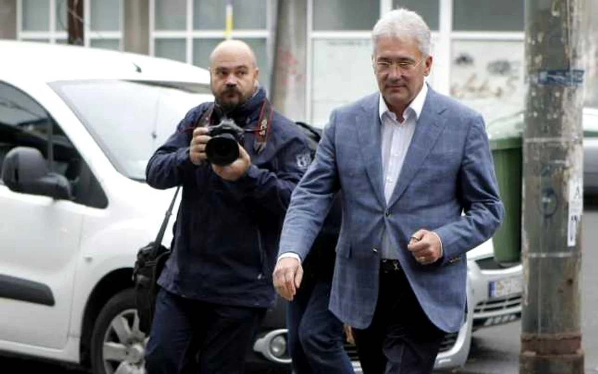 Adriean Videanu s-a prezentat la DIICOT FOTO Eduard Enea