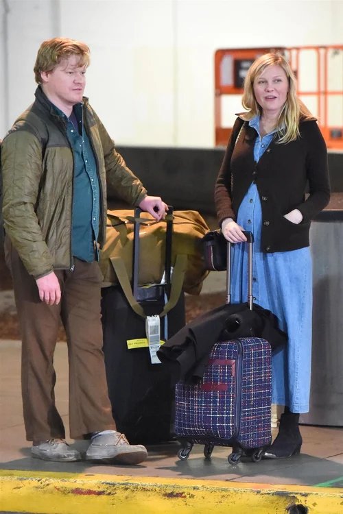 *EXCLUSIVE* Kirsten Dunst and Jesse Plemons touch down at LAX jpeg