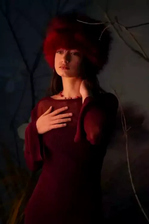 Kim, fiica Nicoletei Luciu