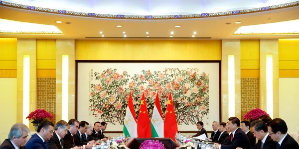 Delegatie tadjika primita la Beijing FOTO EPA-EFE