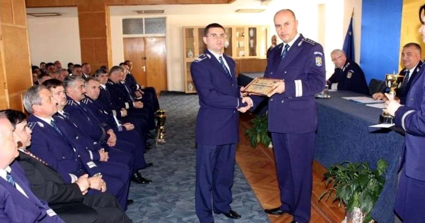 Avansări şi premii la IPJ Alba