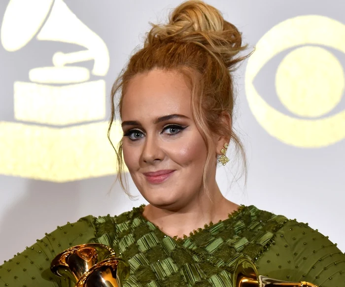 6 adele in sutien jpg jpeg