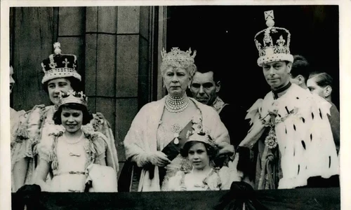 Coroana Regina mama Elisabeta profimedia 0209911427 jpg