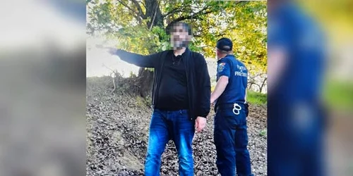 armean prins la frontiera Teritorial al Poliţiei de Frontieră (ITPF) Iaşi  jpg