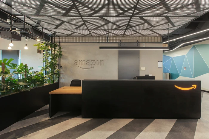 Amazon în UBC 0 FOTO Iulius Town