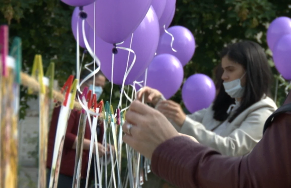 festivitate de absolvire pe timp de pandemie la un liceu din zalau foto andreea vilcovschi