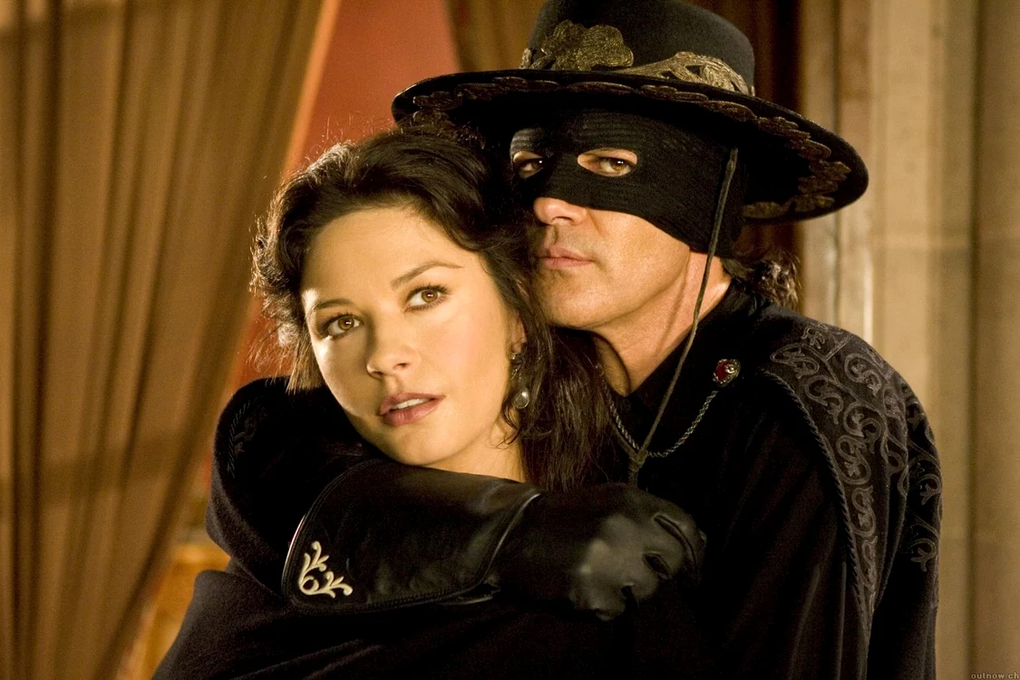 Antonio Banderas şi Catherine Zeta-Jones în „Legenda lui Zorro“, din 2005 FOTO Studio Produzent