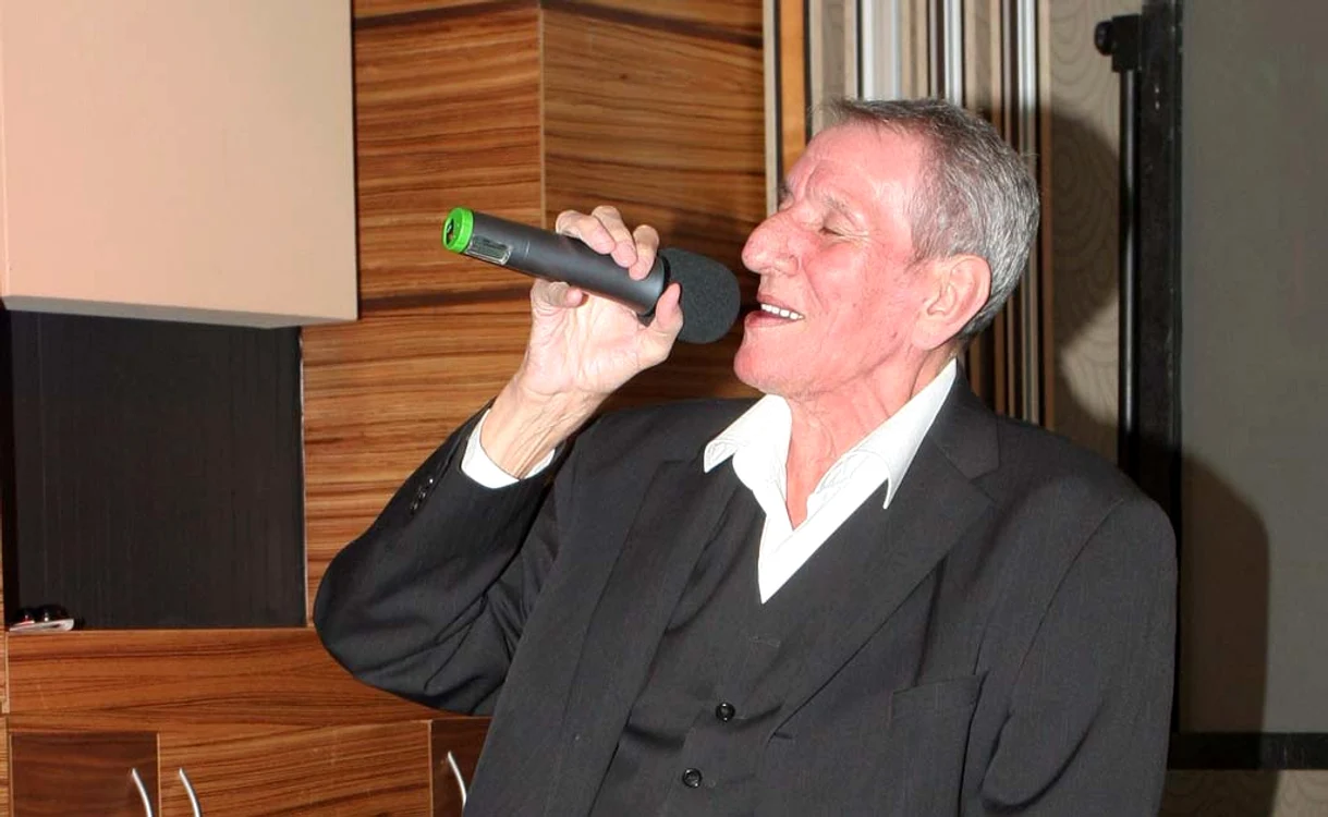 Gil Dobrică