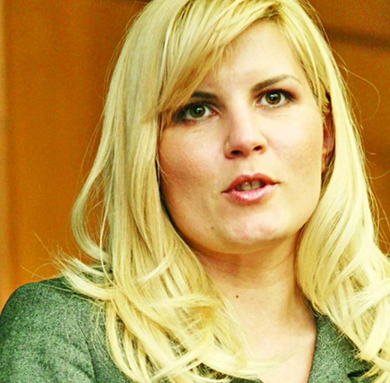 
    Elena Udrea  