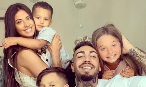 1 antonia porter de familie 2 jpg jpeg