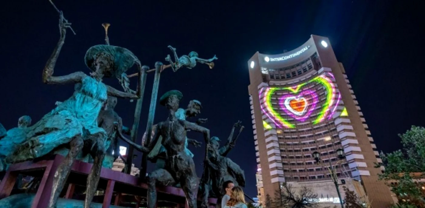 Videomapping pe Hotelul InterContinental