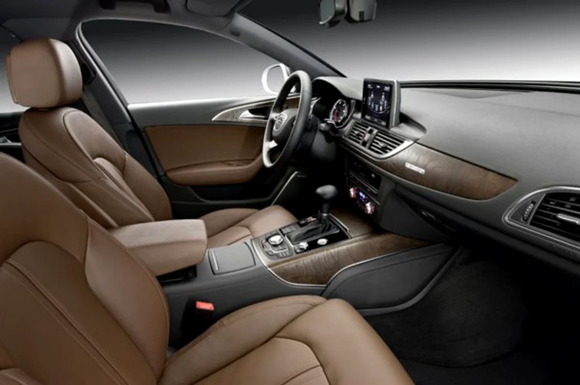 Noul Audi A6 va fi lansat în ianuarie 2011 (Foto: autoblog.nl)