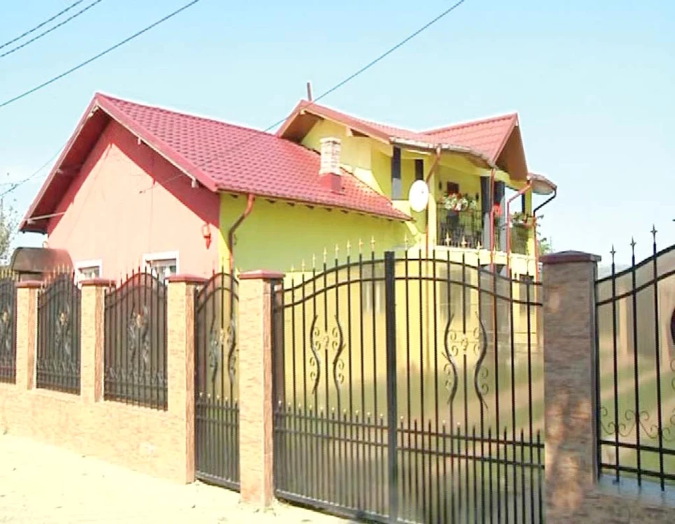 Aceasta este casa  care a fost prădată