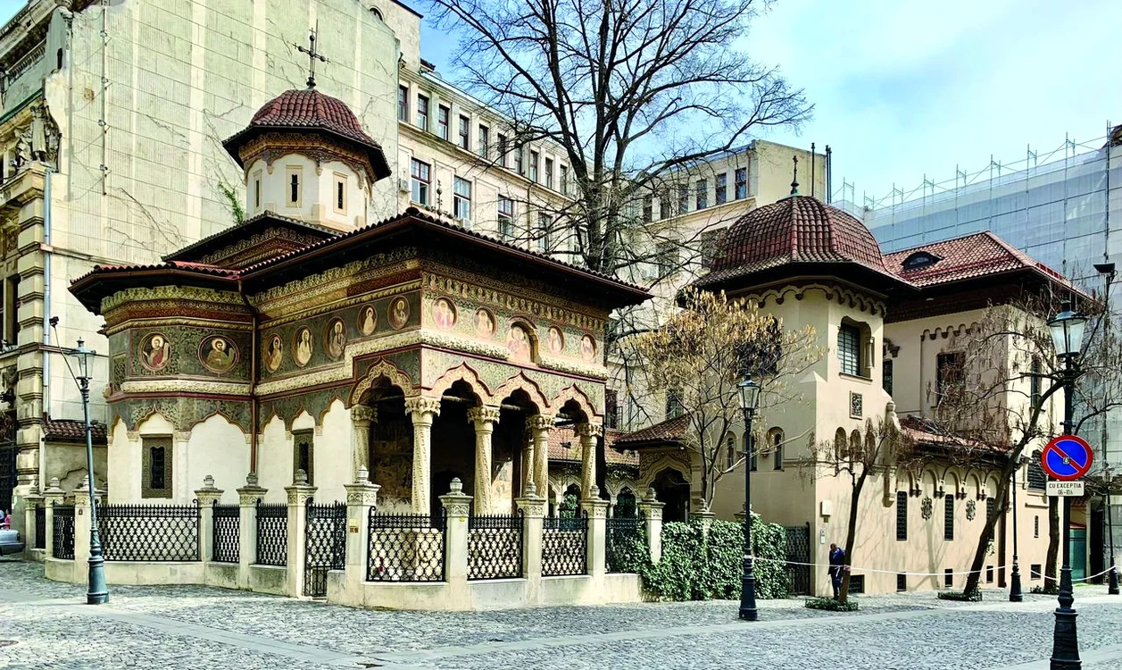 Biserica Stavropoleos a fost și ea sursă de inspirație pentru pavilion (© Profimedia)