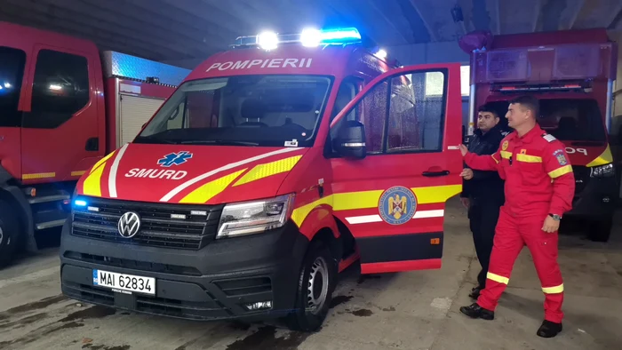 Trei ambulanțe noi în garajul ISU Olt până la sfârșitul anului FOTO: Alian Mitran