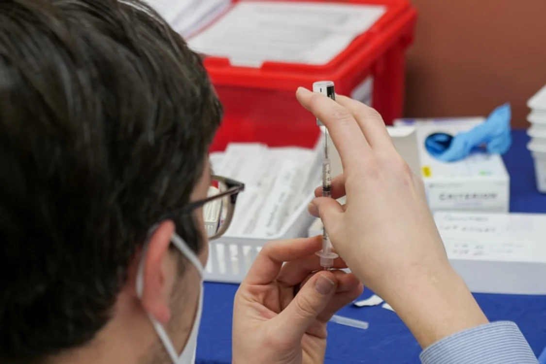 
    Vaccinul anti-Covid-19 previne formele grave de boalăFOTO: Unsplash.com  