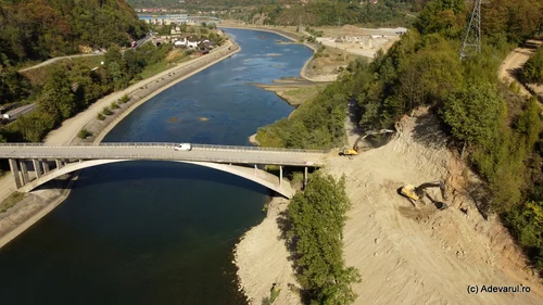 Zona viitorului ecoduct de la Călinești  Foto Daniel Guță  ADEVĂRUL (5) JPG
