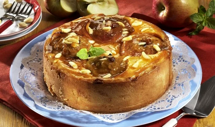 
    Un tort cu fructe absolut delicios!clickpoftabuna.ro  