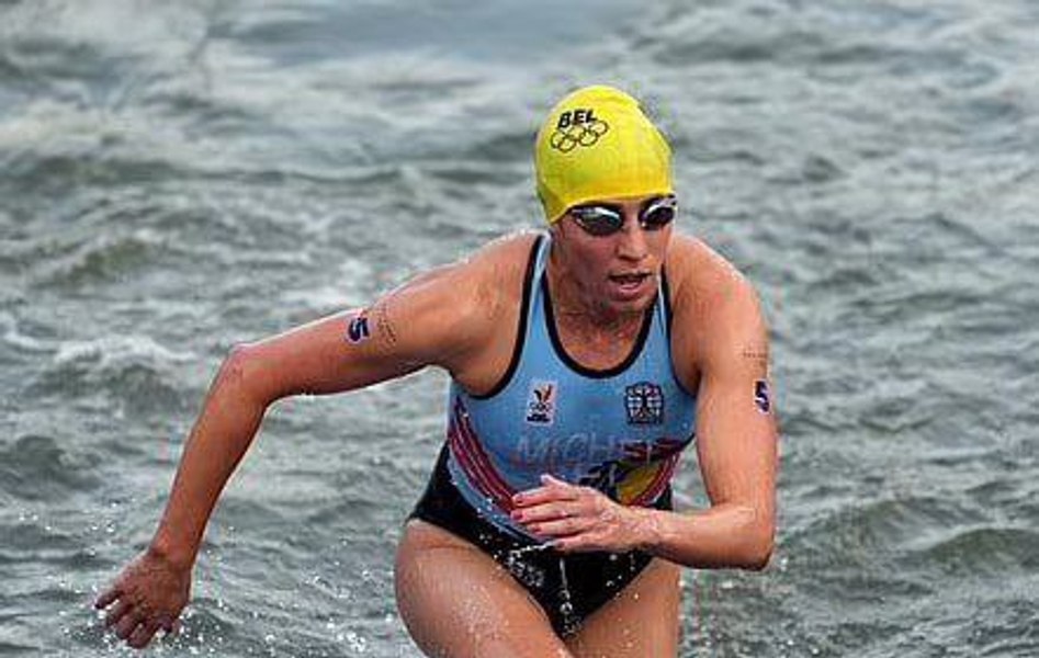 Sportiva belgiană infectată cu E. Coli după ce a înotat în Sena