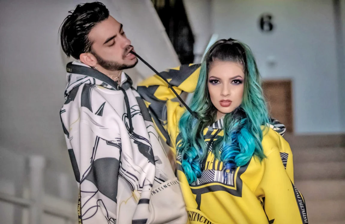 
    David Puşcaş  lucrează în studio  cu Sarah JSun    