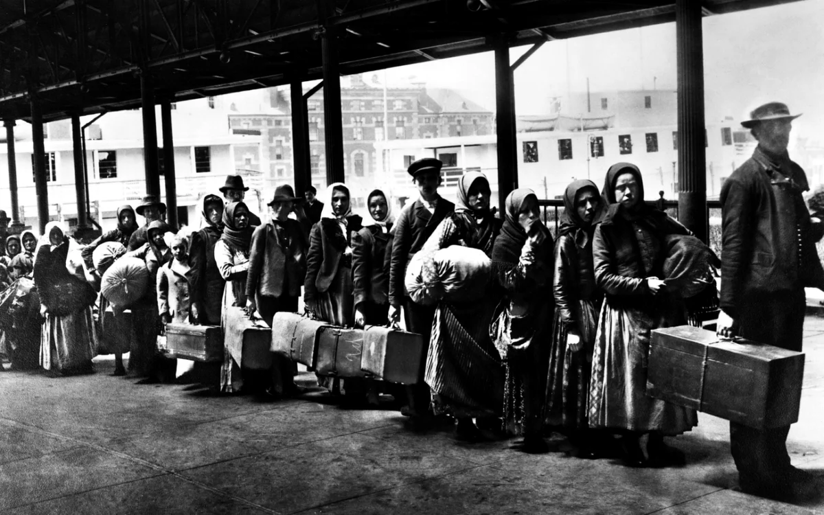 Migranţi la începutul secolul al XX-lea FOTO Profimedia