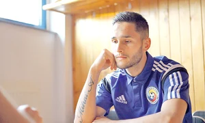 Assou Ekotto l a  lovit cu capul în  gură pe coechipierul  său, Moukandjo jpeg