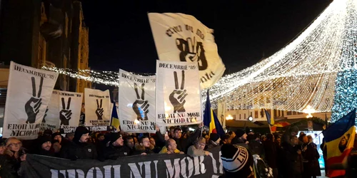 Marșul "Eroii nu mor niciodatâ" FOTO Ștefan Both