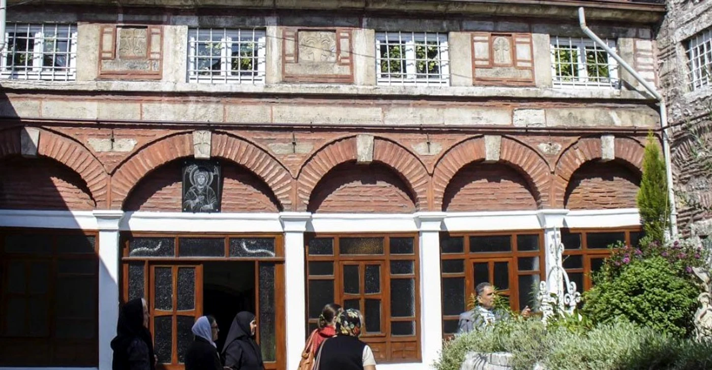 Biserica Sfânta Paraschevi se află în cartierul Haskoy din Istanbul. Foto doxologia.ro 