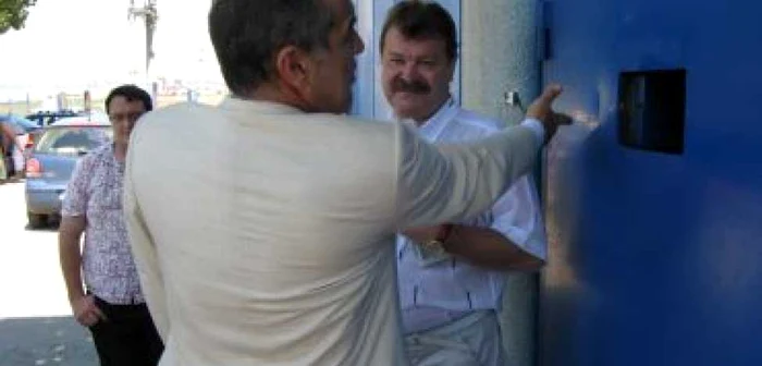 Piteşti: Gigi Becali, în vizită la Penescu, la Penitenciarul Colibaşi