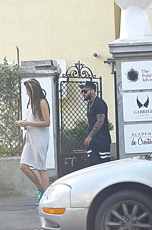 Joi, în jurul prânzului, Antonia și Alex Velea au rezolvat împreună diverse treburi prin oraș