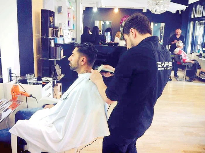 Graţian are grijă lunar de freza  lui Connect-R