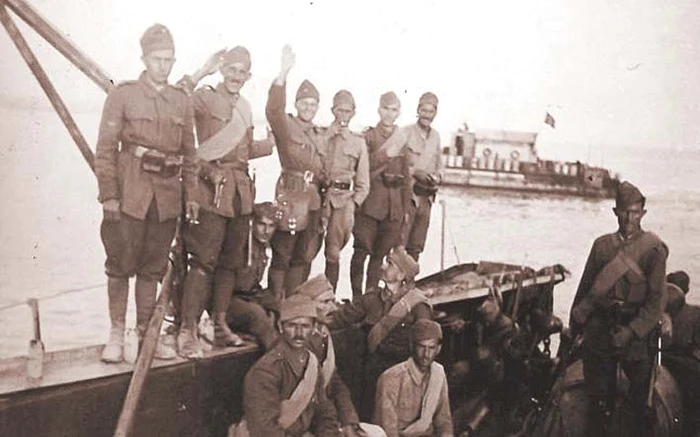 Alexandru a ajuns  într-un lagăr  rusesc în 1943