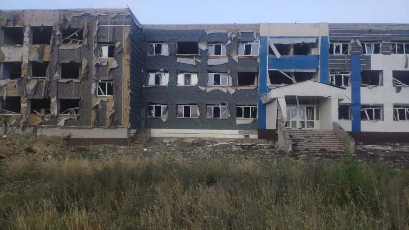 în Kostyantynivka scoala a fost avariata de bombardamentele rusesti  Foto: facebook/ Pavlo Kyrylenko