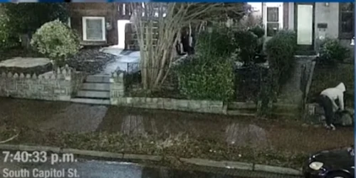 FBI-ul nu l-a prins nici acum pe bărbatul care a pus dispozitive explozive la sediile partidelor înainte de atacul de la Capitoliu FOTO captură CNN