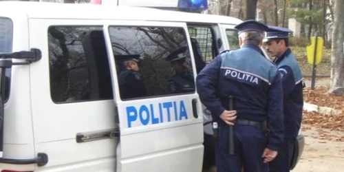 Politisti masina Tulcea