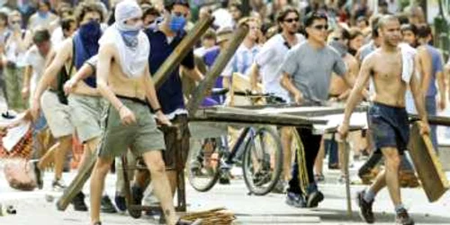 Argentinienii au protestat faţă de măsurile de austeritate  