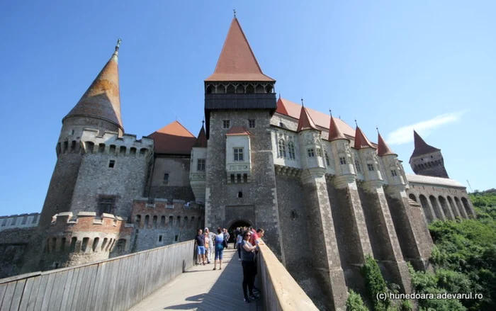 Castelul Corvinilor.FOTO: Daniel Guţă. ADEVĂRUL.