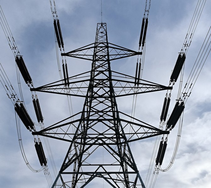 România, pusă în întârziere de CE pentru nerezolvarea prețurilor la energie. Guvernul asigură că plafonarea rămâne menținută