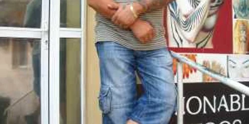 Târgovişte: Virgil Ilie – Latze, şi-a tatuat viaţa pe braţ