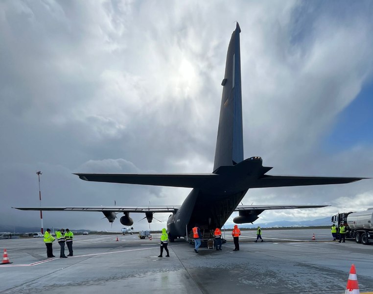 Aeroportul Braşov, cap de pod aerian pentru militarii francezi de la Cincu: „La începutul lunii iunie 2024 primim aici întreaga escadrilă a forței Aigle”