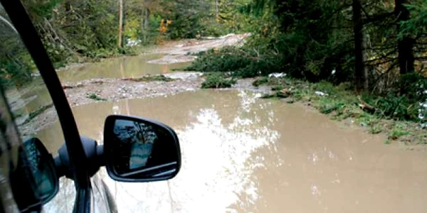 Apele râurilor din Caraş ar putea creşte periculos