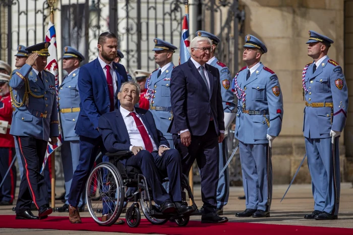 FOTO: EPA-EFE / Pre;edintele ceh, Milos Zeman, alături de preşedintele Germaniei - 26 august 2021