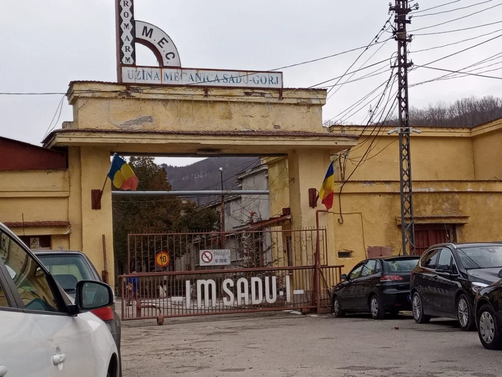 Unitatea Militară Sadu va demonta muniția armatei și a poliției. Contract de 800.000 de euro, anunță Miruță