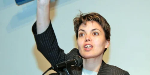 Angela Filote va fi „cureaua de transmisie“ între presa europeană şi comisarul pentru Extindere