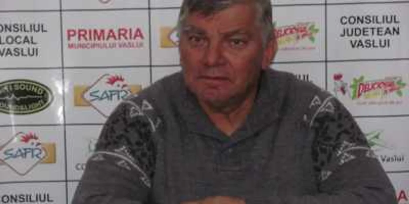Liviu Gugleş, antrenorul HC Vaslui