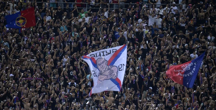Fanii FCSB au luat cu asalt biletele din cupele europene. Foto Mediafax